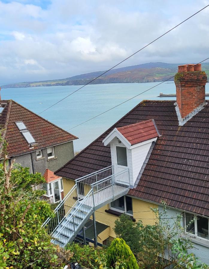 Seasidesteps Fishguard Buitenkant foto